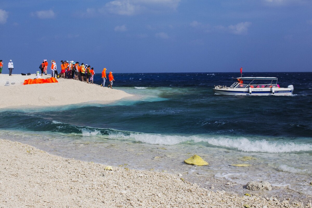 西沙群島圖片，美麗海洋之心的視覺(jué)盛宴，西沙群島，海洋之心視覺(jué)盛宴的絕美圖片展示