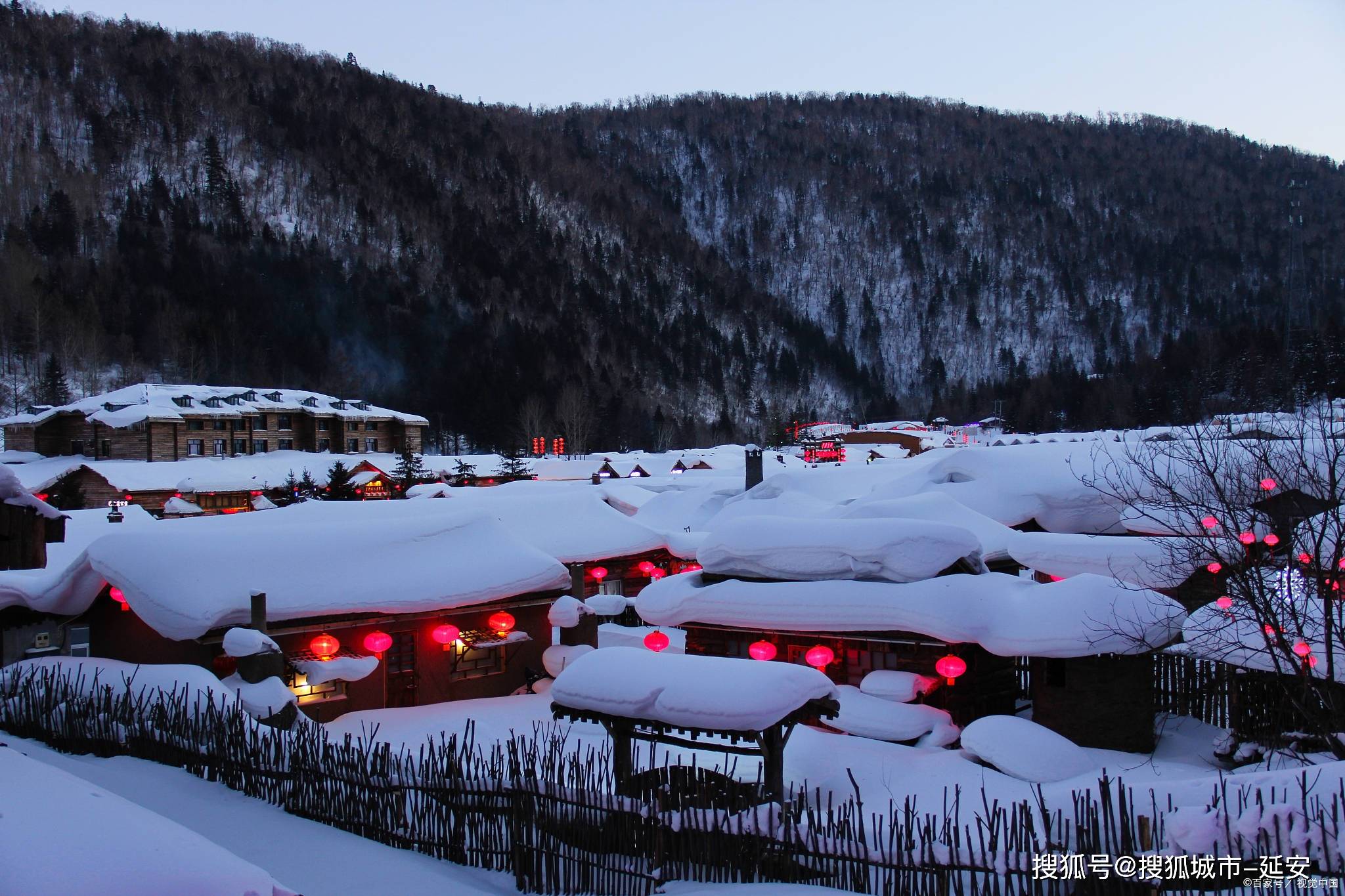 東北雪鄉(xiāng)三天旅游攻略，絕美冰雪世界的暢游之旅，東北雪鄉(xiāng)三天暢游攻略，冰雪世界的夢(mèng)幻之旅