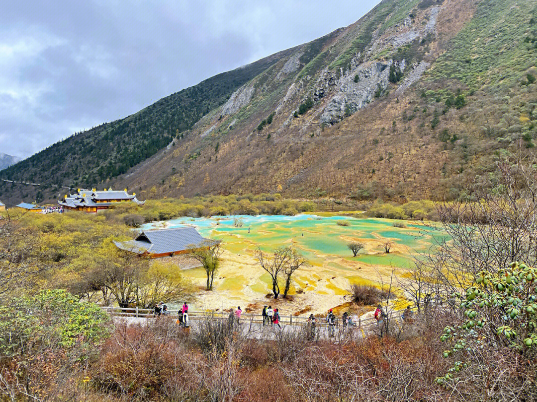 黃龍景區(qū)，自然美景的瑰寶，黃龍景區(qū)，自然美景的瑰寶之地