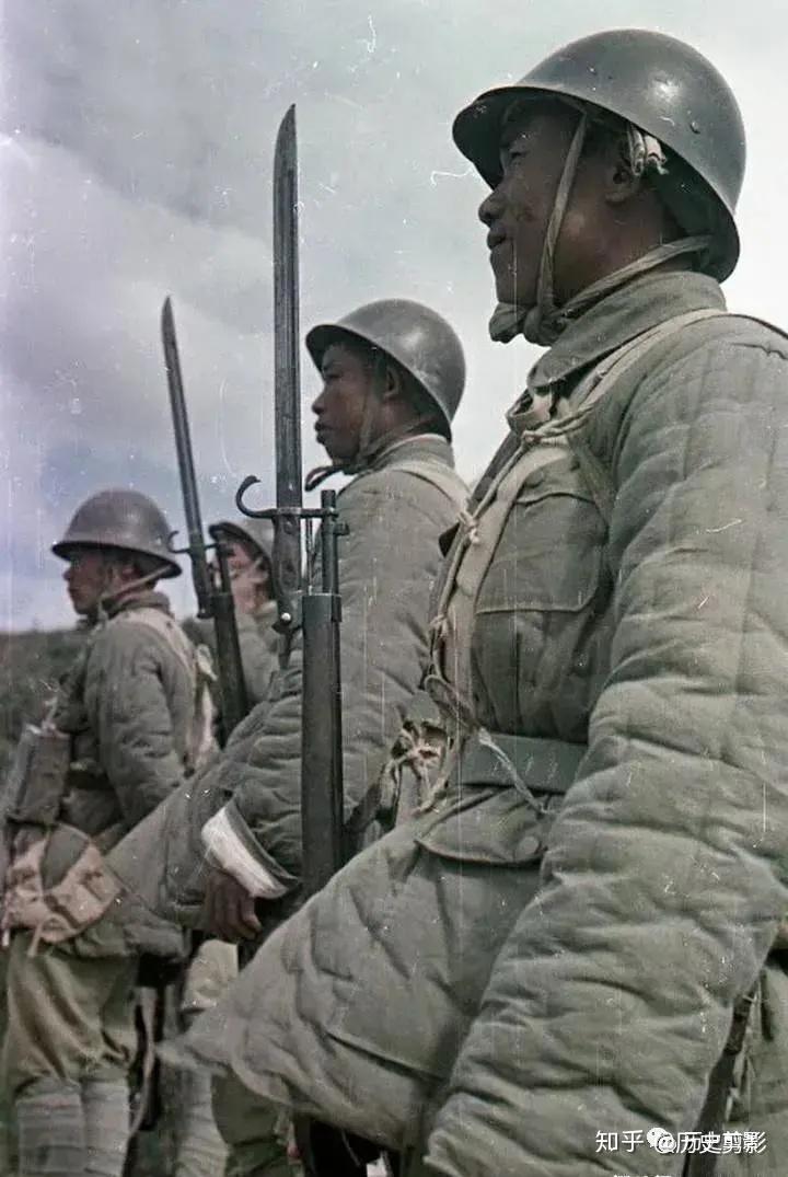 1949年閱兵圖片